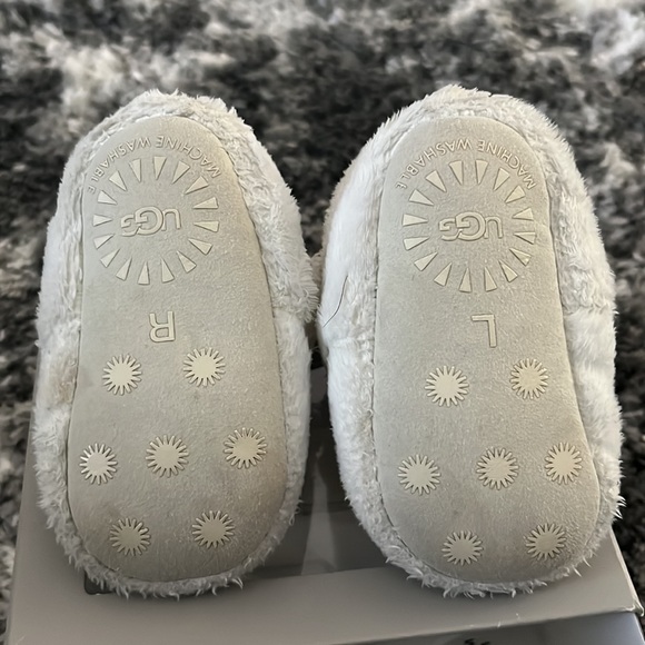 UGG baby booties - Picture 5 of 5